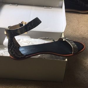 Super cute Banana Republic sandals!